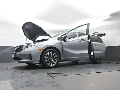 Used 2024 Honda Odyssey EX-L image 48