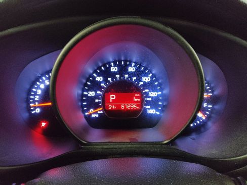 Used 2019 Kia Soul + image 23