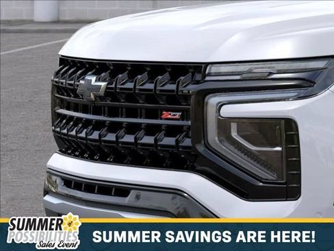 New 2026 Chevrolet Suburban Z71 w/ Comfort Package AWD/4WD image 13