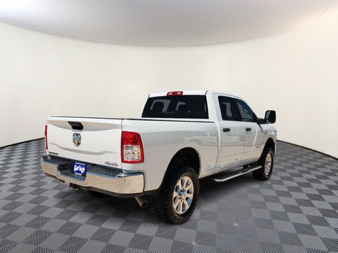 Used 2024 RAM 2500 Big Horn w/ Off Road Package AWD/4WD image 4