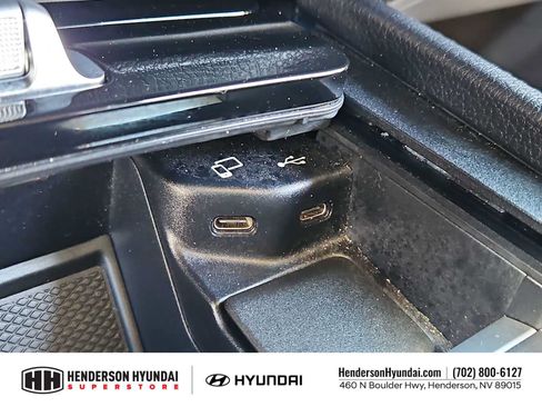 Used 2022 Mercedes-Benz GLS 450 4MATIC image 30