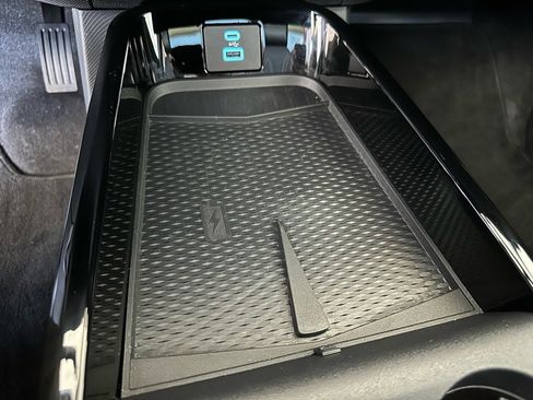 Certified 2024 Ford Mustang Mach-E Premium image 43