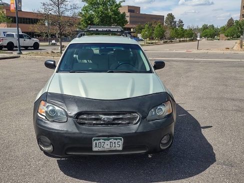 Used 2005 Subaru Outback 2.5i image 3