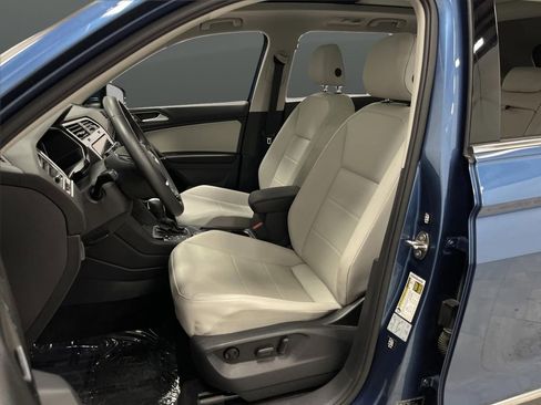 Used 2020 Volkswagen Tiguan SEL image 4