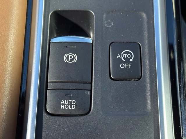 Used 2023 Nissan Pathfinder Platinum AWD/4WD image 33