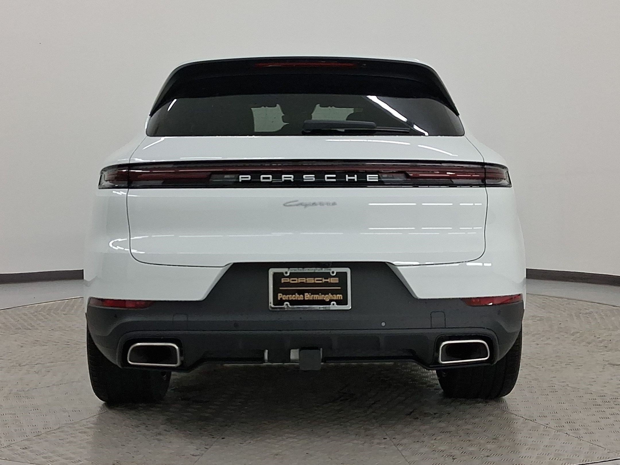 Used 2026 Porsche Cayenne AWD/4WD image 10