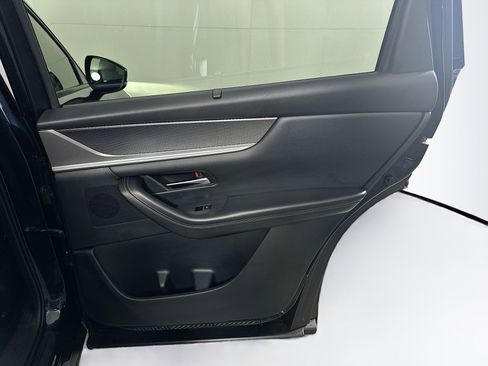 Used 2024 MAZDA CX-90 3.3 Turbo w/ Preferred Plus image 33