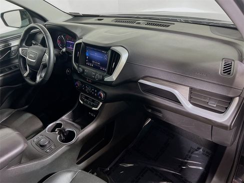 Used 2023 GMC Terrain SLT image 26