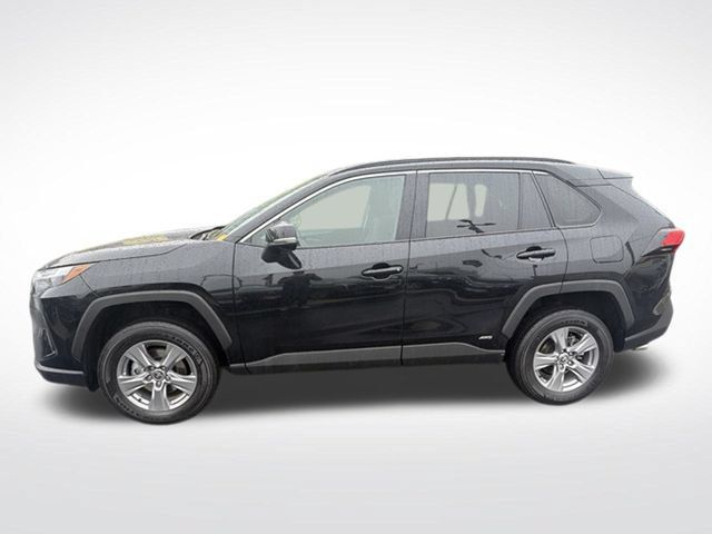 Used 2023 Toyota RAV4 XLE w/ Convenience Package AWD/4WD image 2
