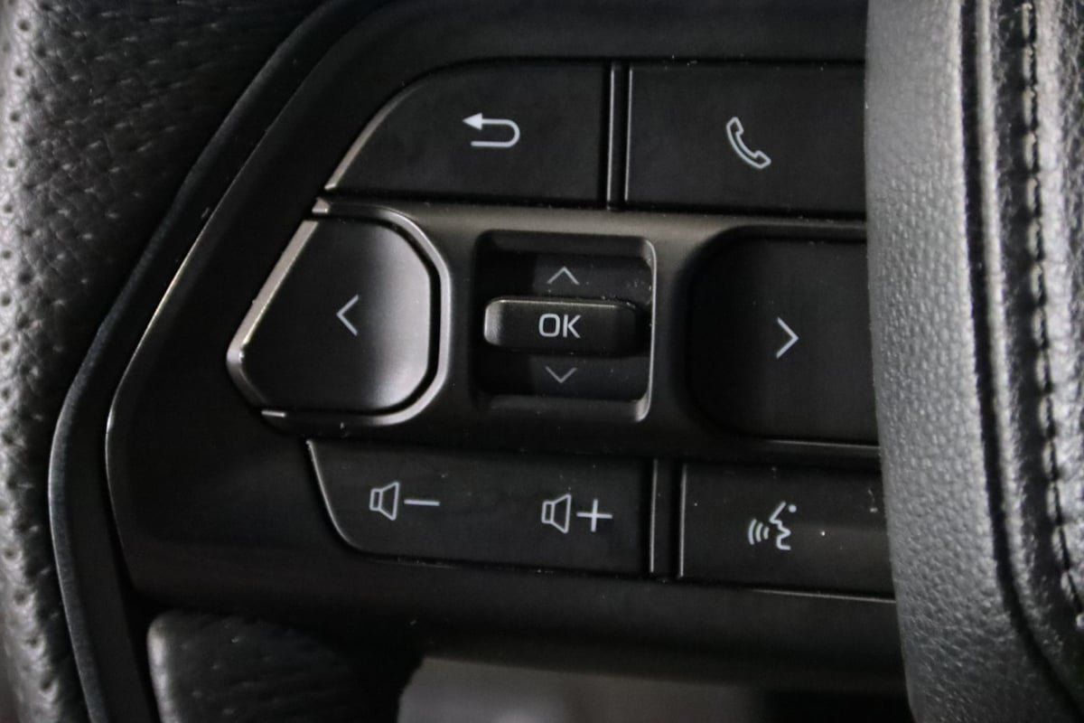 Used 2025 Toyota Sequoia TRD Pro AWD/4WD image 17