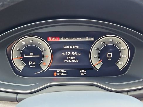 Certified 2025 Audi Q5 2.0T Premium Plus w/ Premium Plus Package AWD/4WD image 35