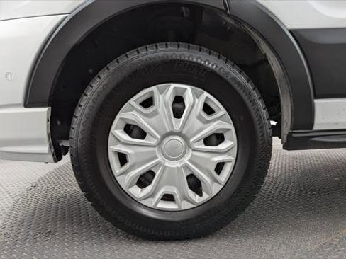 Used 2023 Ford Transit 350 XLT image 26