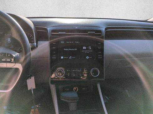 Used 2022 Hyundai Tucson SE w/ Cargo Package AWD/4WD image 14