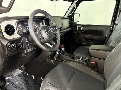 New 2026 Jeep Gladiator Sport AWD/4WD image 22