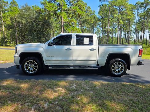 Used 2018 GMC Sierra 1500 Denali AWD/4WD image 2