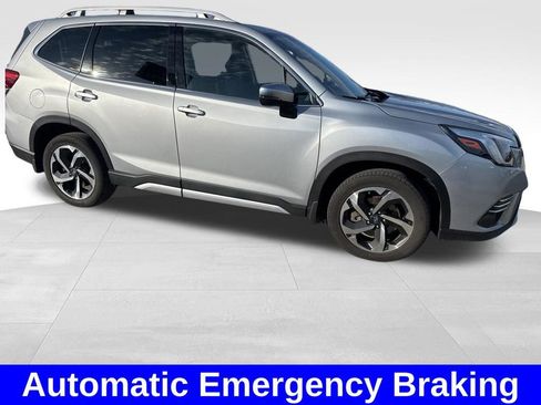 Used 2022 Subaru Forester Touring w/ Popular Package #2 image 9