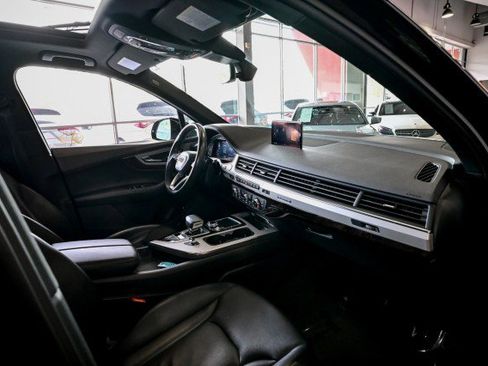 Used 2019 Audi Q7 2.0T Premium w/ Cold Weather Package image 26