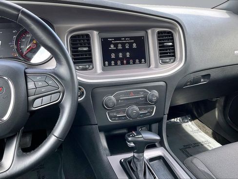 Used 2022 Dodge Charger SXT w/ Blacktop Package RWD image 6