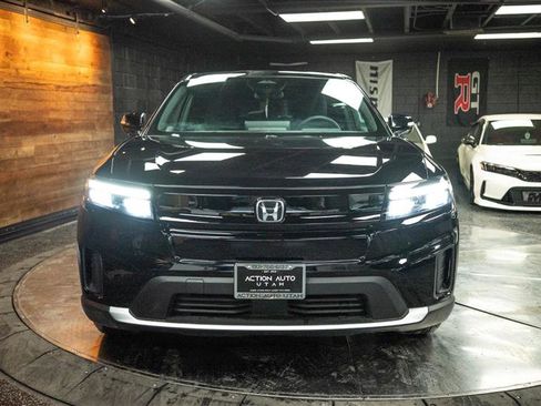 Used 2024 Honda Prologue EX image 4