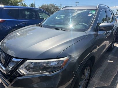 Used 2018 Nissan Rogue SV