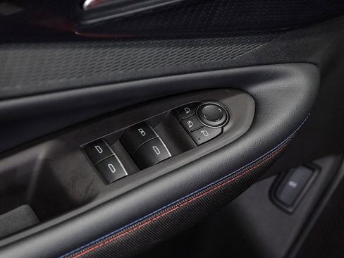 Used 2024 Chevrolet Blazer EV RS image 44