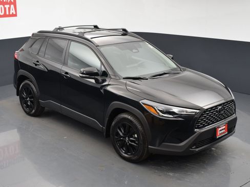 Used 2024 Toyota Corolla Cross LE image 22