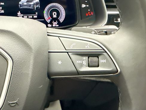 Certified 2023 Audi Q7 3.0T Prestige AWD/4WD image 12