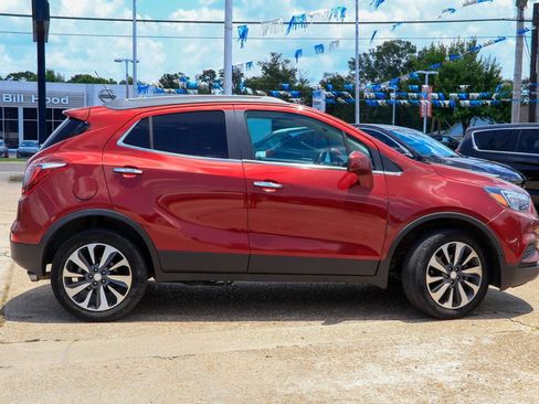 Used 2022 Buick Encore Preferred w/ Safety Package AWD/4WD image 21