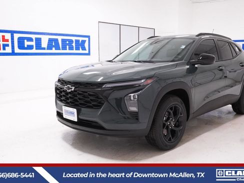 New 2026 Chevrolet Trax LT w/ Driver Confidence Package image 1