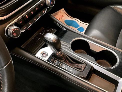 Used 2023 Nissan Altima 2.5 SR w/ SR Premium Package image 17