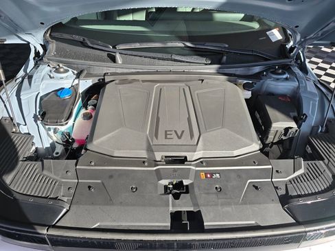 New 2026 Hyundai Ioniq 5 SEL image 12