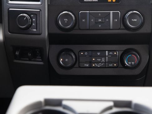Used 2021 Ford F350 XL w/ STX Appearance Package AWD/4WD image 19