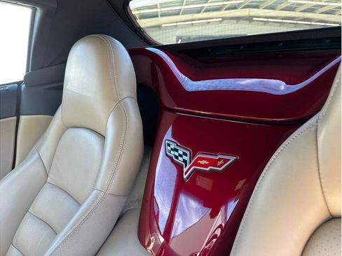 Used 2006 Chevrolet Corvette Convertible 2D w/ Preferred Equipment Group image 17