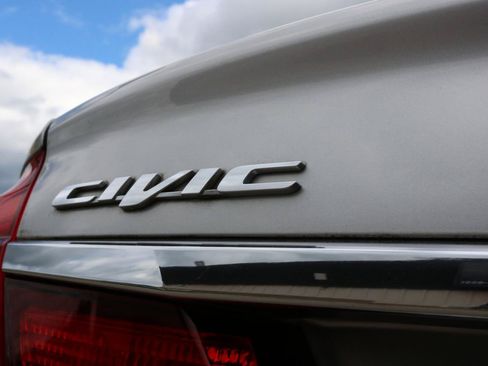 Used 2015 Honda Civic EX-L image 12