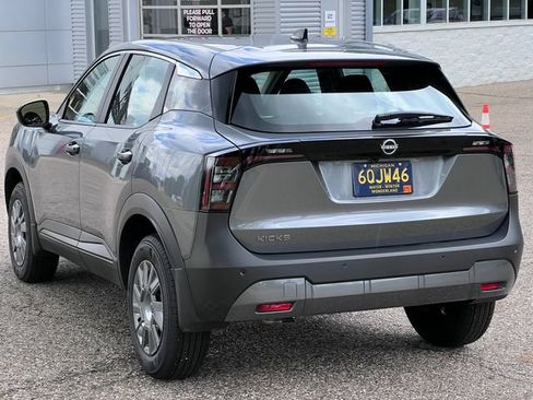 Used 2026 Nissan Kicks S FWD image 11