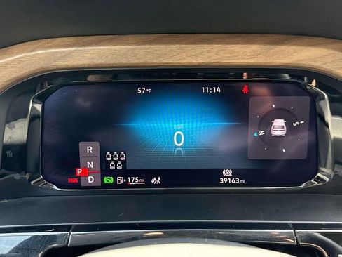 Used 2024 Volkswagen Atlas SE image 27