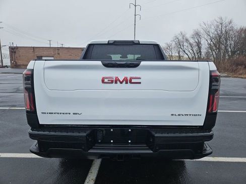 New 2026 GMC Sierra EV Elevation image 4
