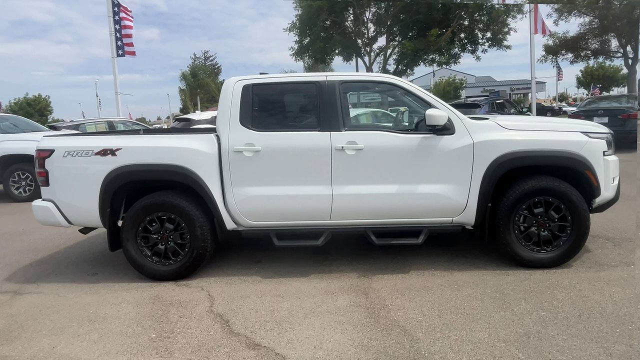 Used 2024 Nissan Frontier PRO-4X w/ Pro Premium Package AWD/4WD image 8