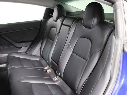 Used 2020 Tesla Model 3 Long Range image 23