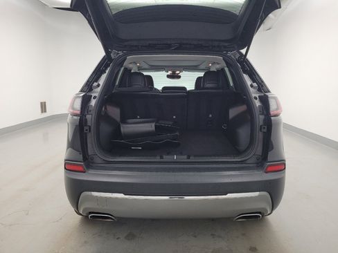 Used 2019 Jeep Cherokee Limited w/ Technology Group AWD/4WD image 29