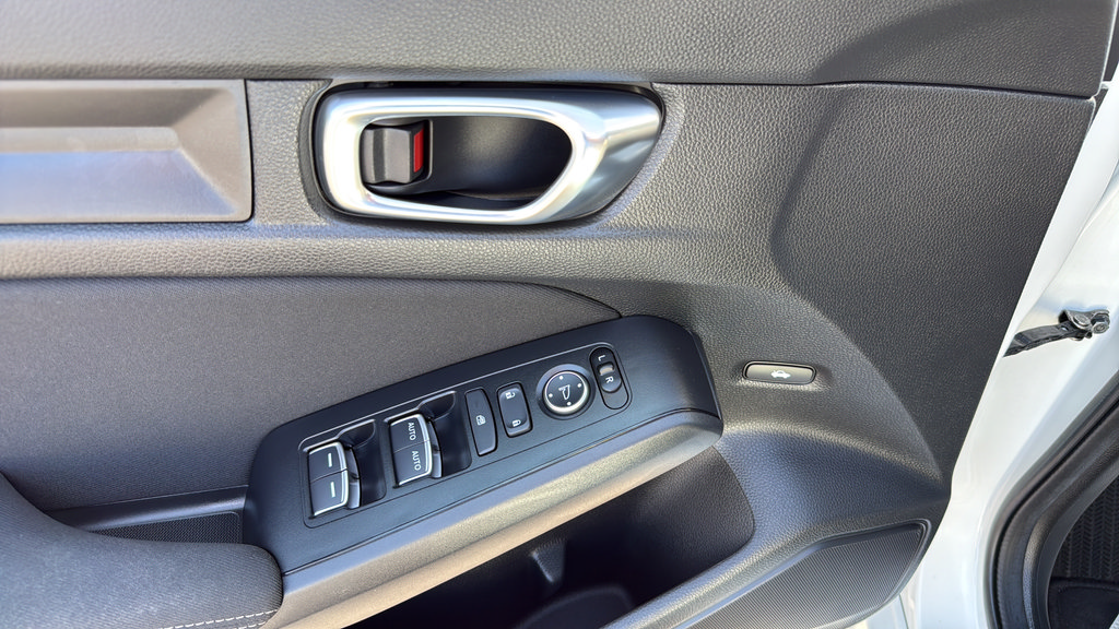 Used 2025 Honda Civic Sport image 11