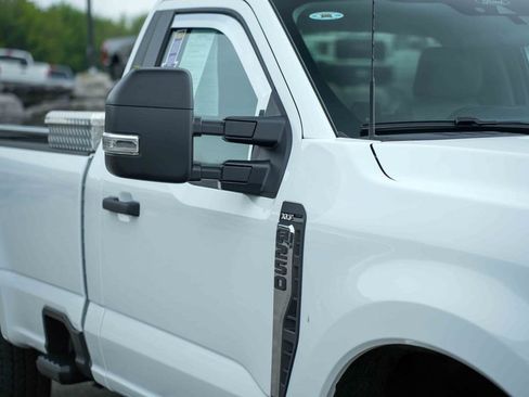 Used 2026 Ford F250 XLT AWD/4WD image 9