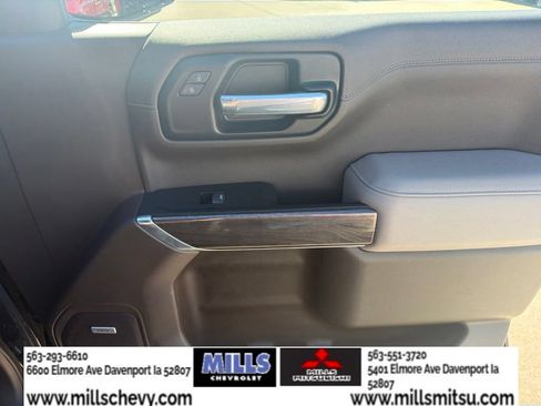 Used 2022 Chevrolet Silverado 1500 LTZ AWD/4WD image 25