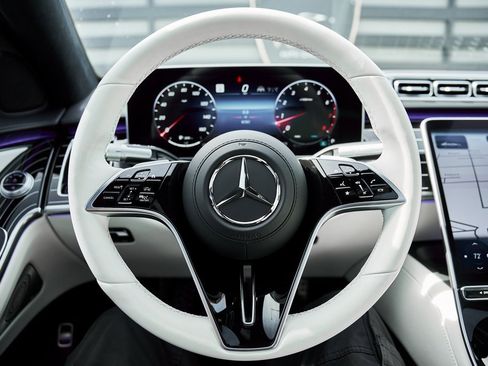 Used 2024 Mercedes-Benz S 580 4MATIC Sedan image 55