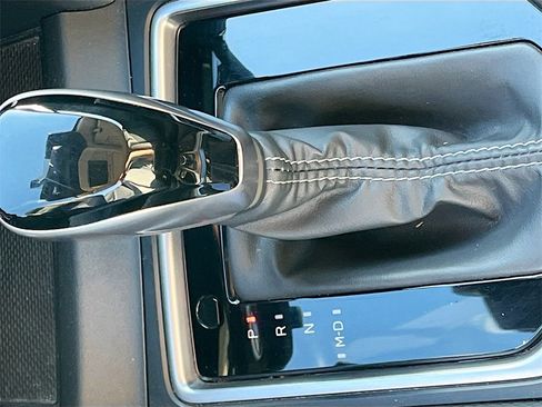 Used 2023 Subaru Forester Touring image 17