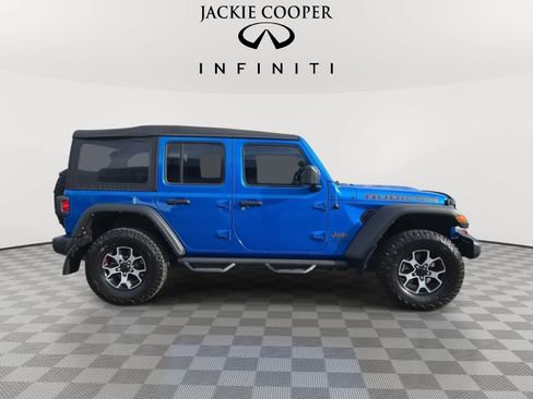 Used 2021 Jeep Wrangler Unlimited Rubicon w/ Cold Weather Group AWD/4WD image 9