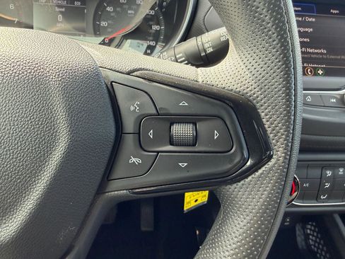 Used 2021 Chevrolet TrailBlazer LS FWD image 42