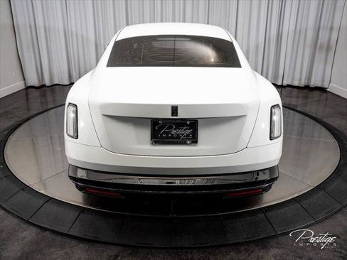 Used 2024 Rolls-Royce Spectre w/ Spectre Launch Package AWD/4WD image 12