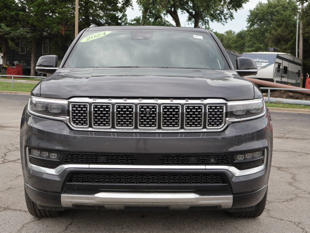Used 2024 Jeep Grand Wagoneer L Series III AWD/4WD image 2