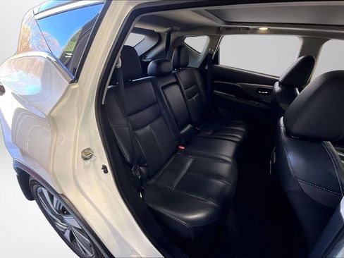 Used 2016 Nissan Murano S AWD/4WD image 24